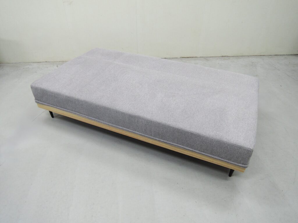 ソファーベッド　シータ