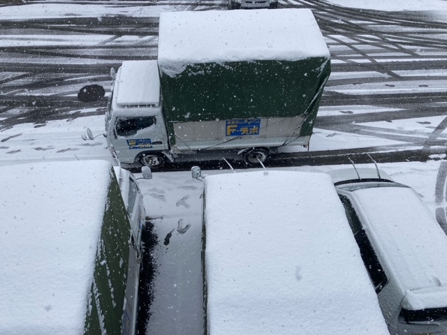 雪　広島　家具のアウトレット＆直輸入エフデポ