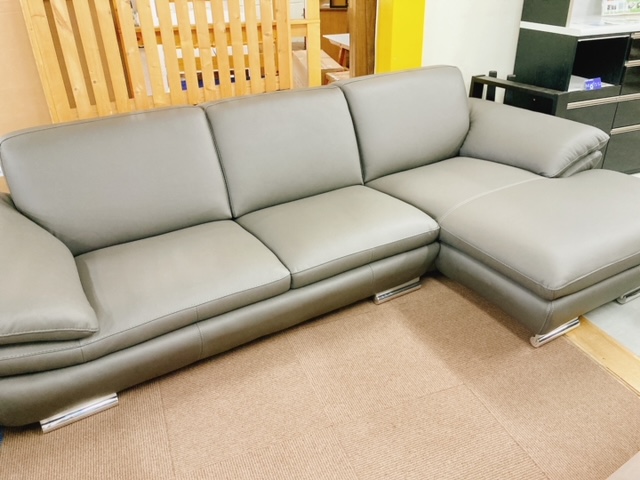 イタリア　カウチソファ　広島　家具の新品アウトレット＆直輸入エフデポ