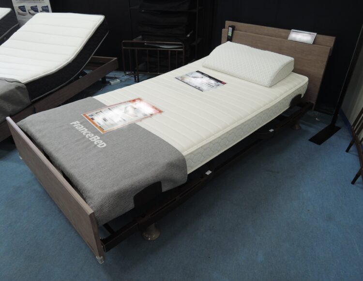 電動ベッド　フランスベッド　介護ベッド　広島　家具の新品アウトレット＆直輸入エフデポ