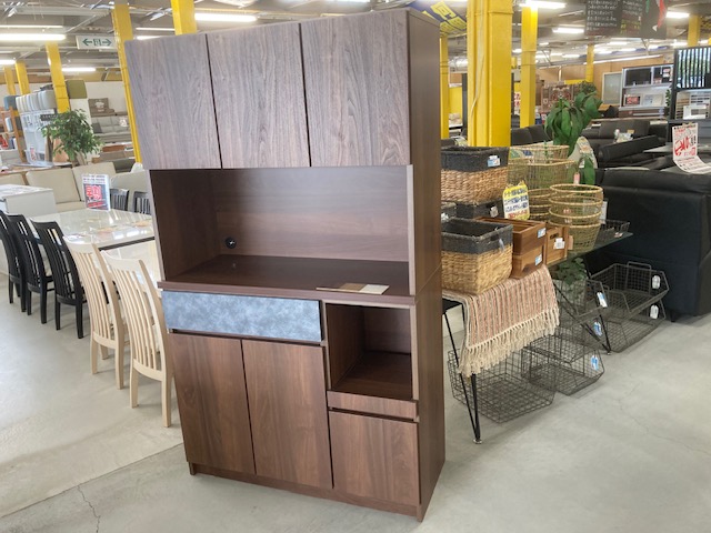 広島家具ベッド　家具の新品アウトレット＆直輸入　エフデポ広島商工センター店