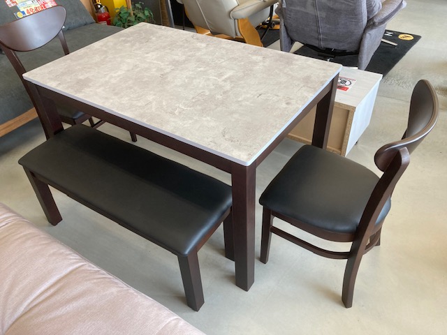 広島家具ベッド　家具の新品アウトレット＆直輸入エフデポ広島商工センター店