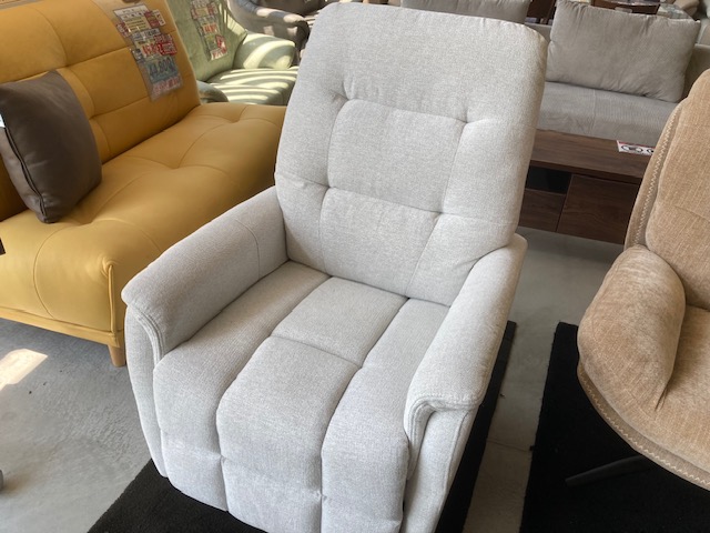 広島家具ベッド　家具の新品アウトレット＆直輸入エフデポ広島商工センター店
