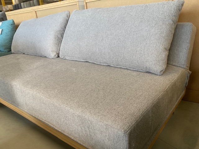 広島家具ベッド　家具の新品アウトレット＆直輸入エフデポ広島商工センター店