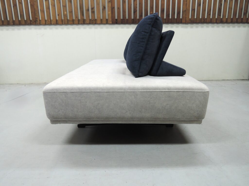 ３Ｐアイランドソファ　ディーノ