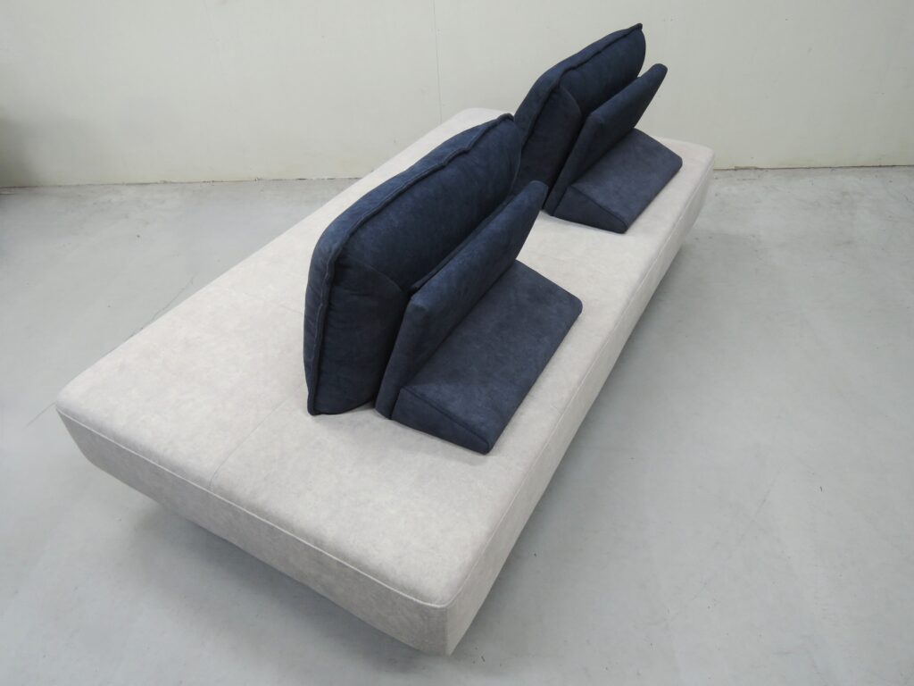 ３Ｐアイランドソファ　ディーノ