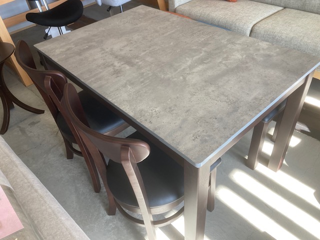 広島家具ベッド　家具の新品アウトレット＆直輸入エフデポ広島商工センター店