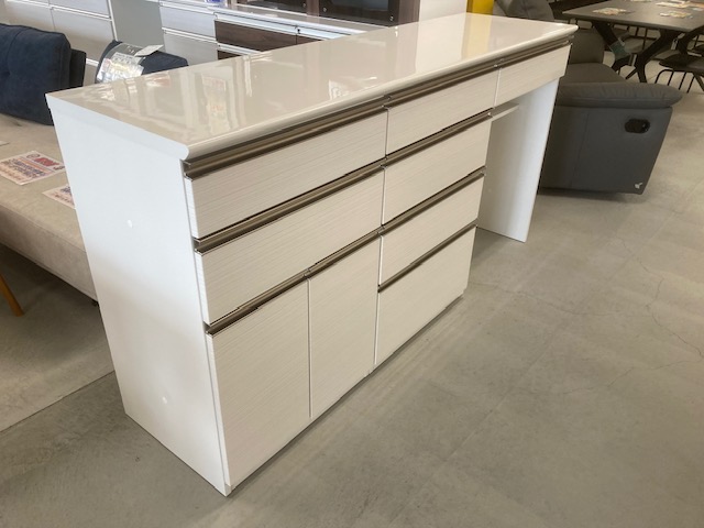 広島家具ベッド　家具の新品アウトレット＆直輸入エフデポ広島商工センター店