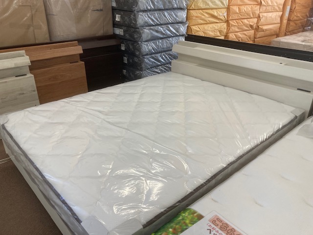 広島家具ベッド　家具の新品アウトレット＆直輸入エフデポ広島商工センター店