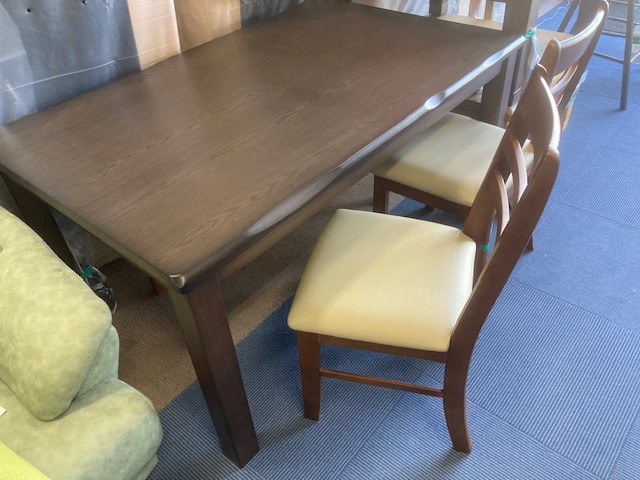 広島家具ベッド　家具の新品アウトレット＆直輸入エフデポ広島商工センター店