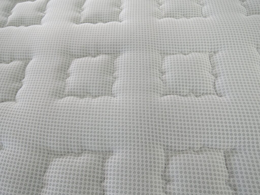 ワイドダブルマットレス　ソフィーチェ メッシュ