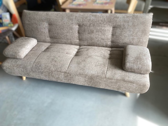 広島家具ベッド　家具の新品アウトレット＆直輸入エフデポ広島商工センター店