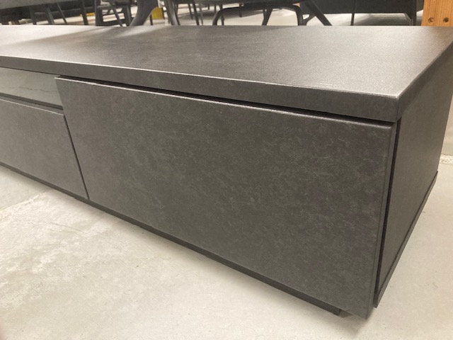 広島家具ベッド　家具の新品アウトレット＆直輸入エフデポ広島商工センター店