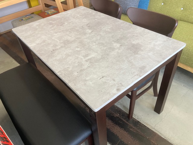 広島家具ベッド　家具の新品アウトレット＆直輸入エフデポ広島商工センター店