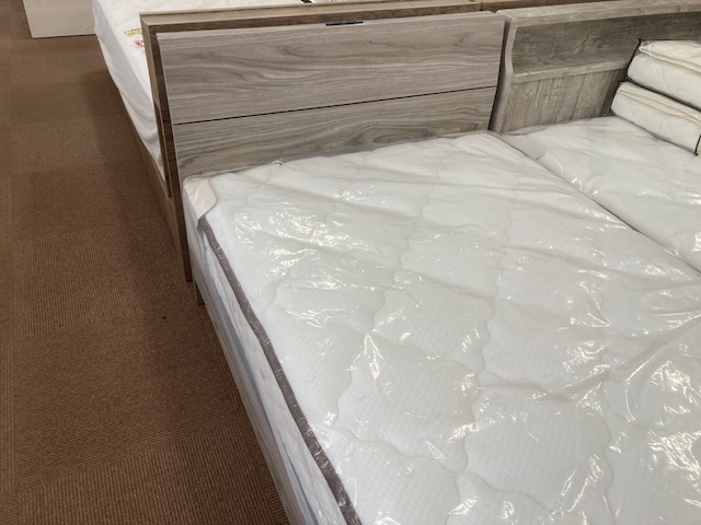 広島家具ベッド　家具の新品アウトレット＆直輸入エフデポ広島商工センター店